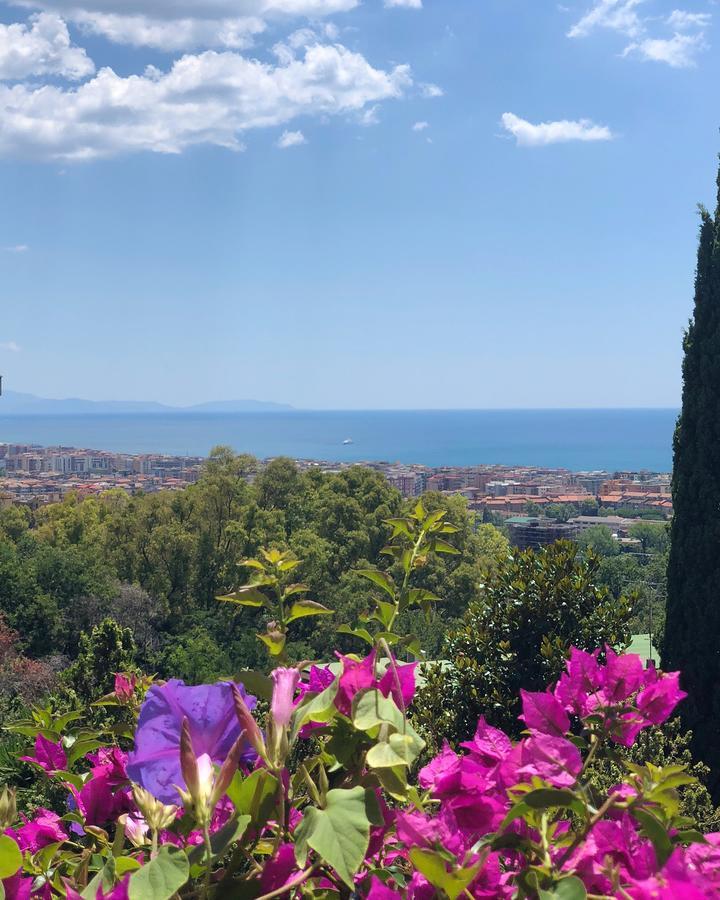 Villa Mareluna - Sea view&garden Salerno Esterno foto